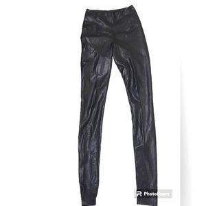 Wilfred Free - High Rise Faux Leather Pants - XS - Black